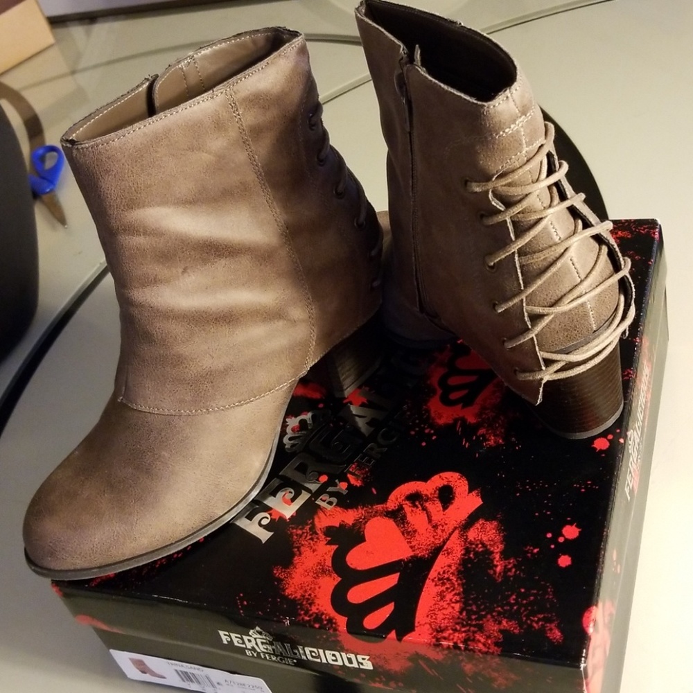 Women's ankle boots